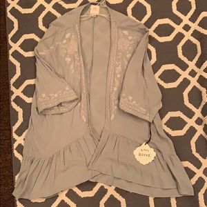 NWT Knox Rose Kimono